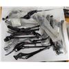 Image 1 : LOT DE 20 BÉQUILLES DE VÉLO ASSORTIES