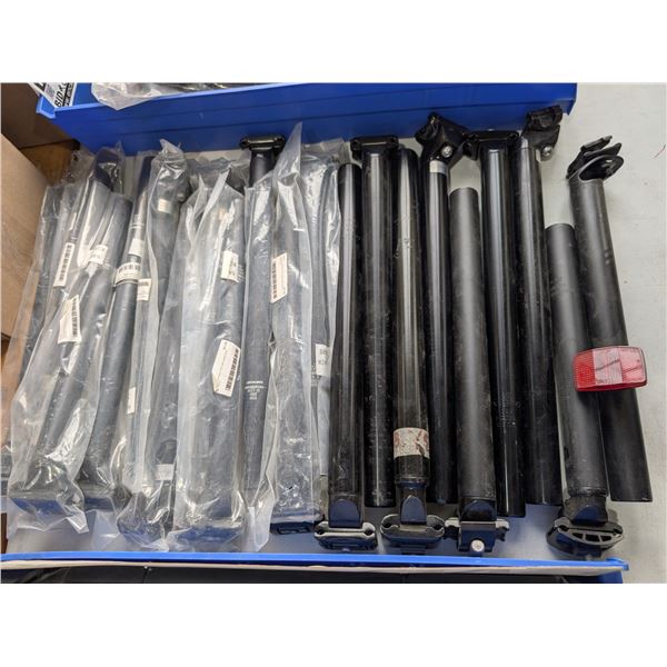 LOT DE 20 TIGES DE SELLE NOIRES ASSORTIES