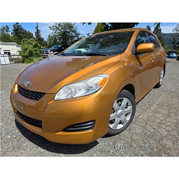 0B DUNCAN - 2009 TOYOTA COROLLA MATRIX ORANGE  293611 KMS - D009976