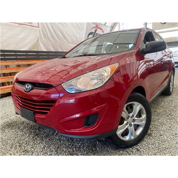 PARKSVILLE - 2011 HYUNDAI TUCSON RED 113914 KMS - P281469