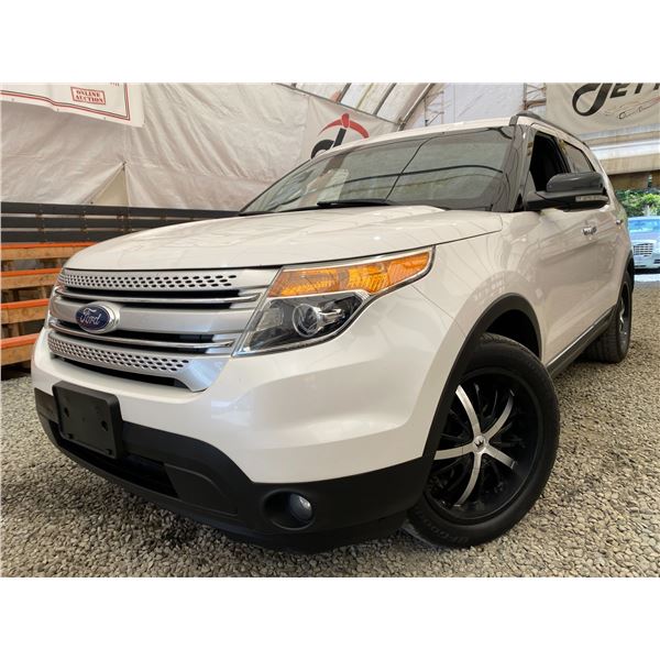 PARKSVILLE - 2013 FORD EXPLORER WHITE 242410 KMS - DA31669