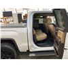 Image 39 : PARKSVILLE - 2017 GMC SIERRA WHITE 197024 KMS - D477404
