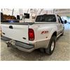 Image 15 : PARKSVILLE - 2004 FORD F-350 WHITE 404621 KMS - BA40763