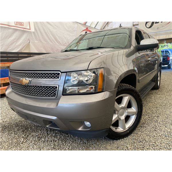 PARKSVILLE - 2007 CHEVROLET SUBURBAN GRAY 323073 KMS - B359705