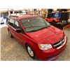 Image 10 : PARKSVILLE - 2014 DODGE GRAND CARAVAN RED 155865 KMS - D419103
