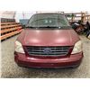 Image 6 : PARKSVILLE - 2007 FORD FREESTAR RED 80406 KMS - PA06534