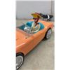 Image 6 : Barbie AM/FM Digital Alarm Clock Radio Orange Convertible Car with Figure