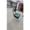 Image 3 : Vintage Mid-Century Green Vinyl Upholstered Office Swivel Chair with Chrome Base