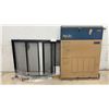 Image 1 : Style Selections Flat Panel Fireplace Screen with Sliding Mesh Doors, 38.9 x 30.9 x 7.8"