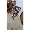 Image 2 : Antique Mahogany Settee with Fiddle-Splat Back and Curved Arms 44" Wide