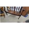 Image 5 : Antique Mahogany Settee with Fiddle-Splat Back and Curved Arms 44" Wide