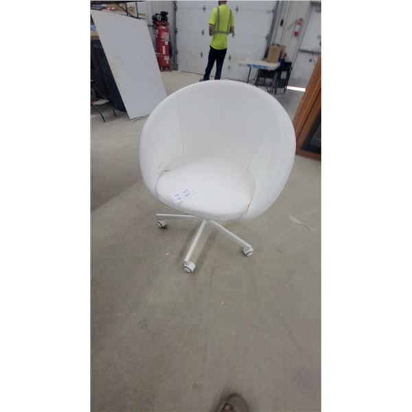 IKEA Skruvsta White Swivel Armchair with Five-Star Caster Base