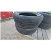 Image 2 : 4 x 235/60R18 Tires
