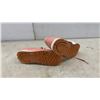Image 2 : Reebok Classic Leather Sneakers GY6811 in Coral with Gum Sole, Women's Size 7.5