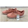 Image 5 : Reebok Classic Leather Sneakers GY6811 in Coral with Gum Sole, Women's Size 7.5