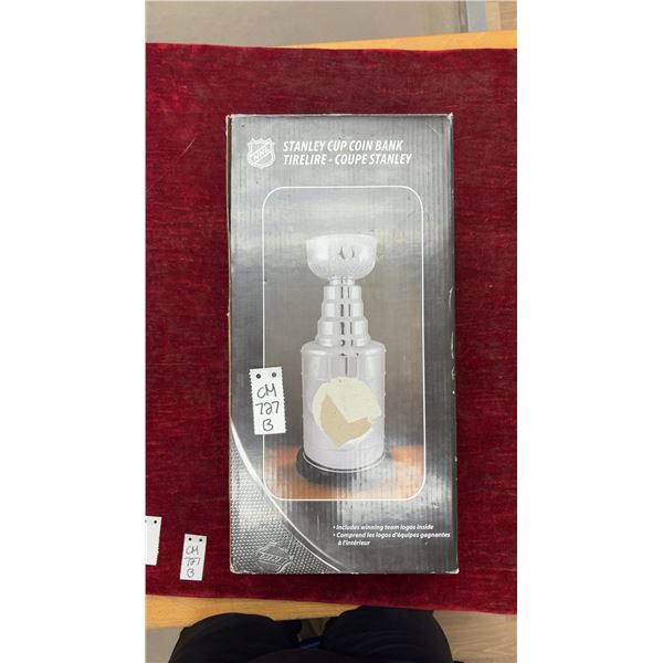 Chicago Black Hawks 14" Stanley Cup Coin Bank