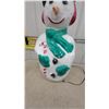 Image 3 : Vintage-Style Illuminated Blow Mold Snowman with Top Hat and Candy Cane 42" Tall