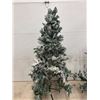 Image 5 : Flocked Green Artificial Christmas Tree, Disassembled Sections