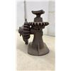 Image 3 : Antique Duff Manufacturing Co. C542 Cast Iron Worm Gear Screw Jack