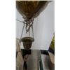 Image 3 : Victorian-Style Hanging Oil Lamp with Opalescent Glass Shade and Brass