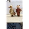 Image 2 : Pair Pig Statues with Bucket and Cabbage, 22" Tall