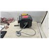 Image 2 : Master Lock 2009AT 12-Volt DC Electric Winch, 2,000-Pound Capacity, with Remotes and More