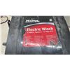 Image 3 : Master Lock 2009AT 12-Volt DC Electric Winch, 2,000-Pound Capacity, with Remotes and More