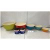 Image 1 : Vintage 5 Piece, Mayfair & Jackson Mixing Bowl Set & 2 Vintage Red Star Active Dry Yeast Tins