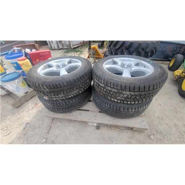 Set of Four Tires and Rims P235/60R18 M+S Tires on 5-Spoke Silver Alloy Wheels Good Tires
