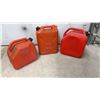 Image 4 : Lot of Four Fuel Containers Including Eagle Type I Safety Can