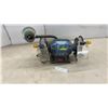 Image 1 : Mastercraft 6" Bench Grinder Model 55-3515-8 with Integrated Work Light and Safety Guards