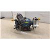 Image 5 : Mastercraft 6" Bench Grinder Model 55-3515-8 with Integrated Work Light and Safety Guards