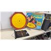 Image 1 : Coleco Croquignole Crokinole Double-Sided Game Board and Magnetic Dart Board