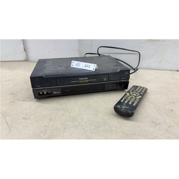 Toshiba W-522C 4-Head Hi-Fi VHS Video Cassette Recorder with Remote