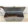 Image 8 : IHC and Fordson Vintage Tractor Tool Boxes