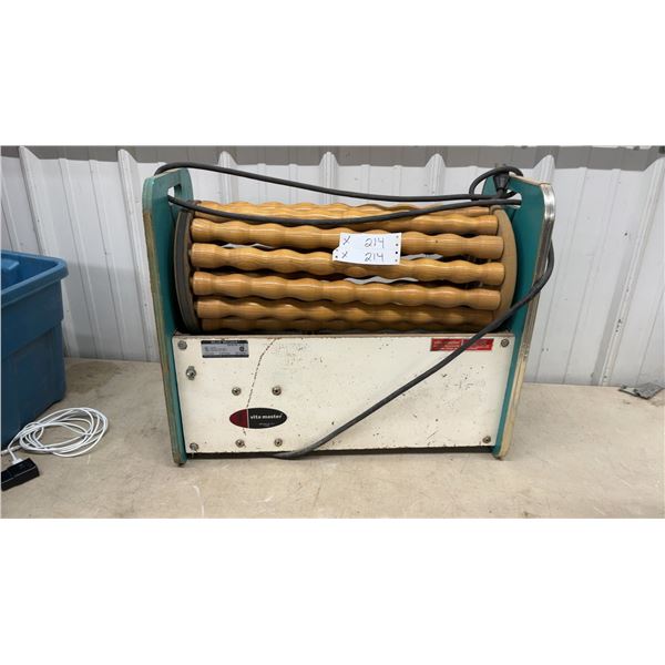 Vita Master VMRL-14 Roller Massager with Wooden Rollers, 115 Volts, 1975