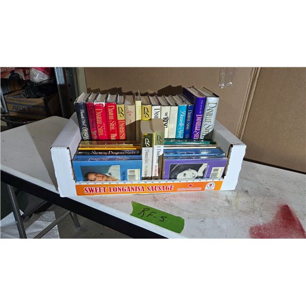 25 Danielle Steel Novels, 15 Hard Cover, 10 Soft Cover.