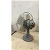Image 3 : Vintage Electric Fan, Two Wooden Bushel Baskets, and Washboard