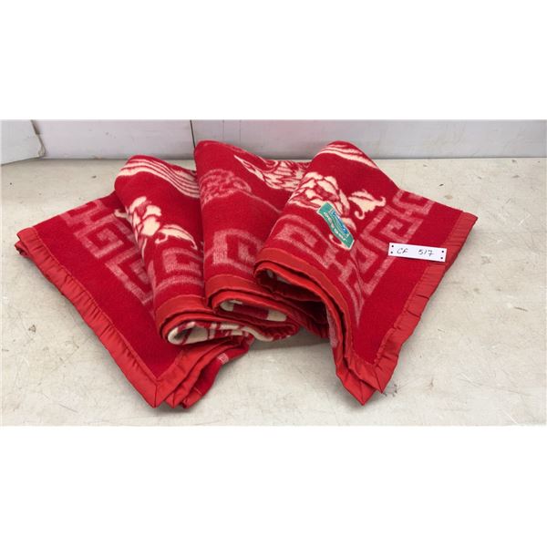Yuema Red Wool-Blend Double Phoenix Wedding Blanket with Satin Binding