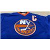 Image 7 : New York Islanders Denis Potvin #5 Signed Hockey Jersey, Size XL, Made in Canada