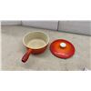 Image 5 : Babycakes DF-101CN Funnel Cake Fryer and Orange Enamel Saucepan