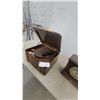 Image 5 : Victor Victrola VV-70 Portable Phonograph and Antique Oak Mantel Clock