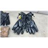 Image 5 : New: Mechanix Wear FastFit Gloves, Endura Oilbloc Leather Gloves, Hercules Gloves, and More
