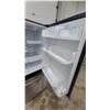 Image 5 : LG Stainless Steel Bottom Freezer Refrigerator 67 x 30 x 30"