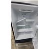 Image 6 : LG Stainless Steel Bottom Freezer Refrigerator 67 x 30 x 30"
