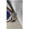 Image 5 : Power Fist 10 Gallon Pressure Sandblaster, 65-125 PSI Working Pressure
