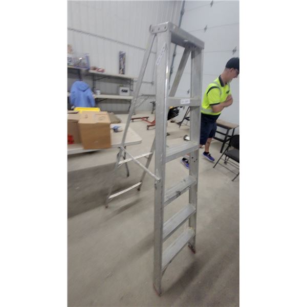 Aluminum Five-Step Ladder with Top Platform