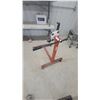 Image 2 : Harbor Freight 1000-Pound Capacity Engine Stand with Rotating Head and Casters
