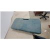 Image 7 : Ducks Unlimited BBQ Grilling Tool Set with Wooden Handles in Carrying Case