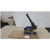 Image 1 : Manual Bench Shear, Lever-Operated, Mounted on Wooden Base 6"